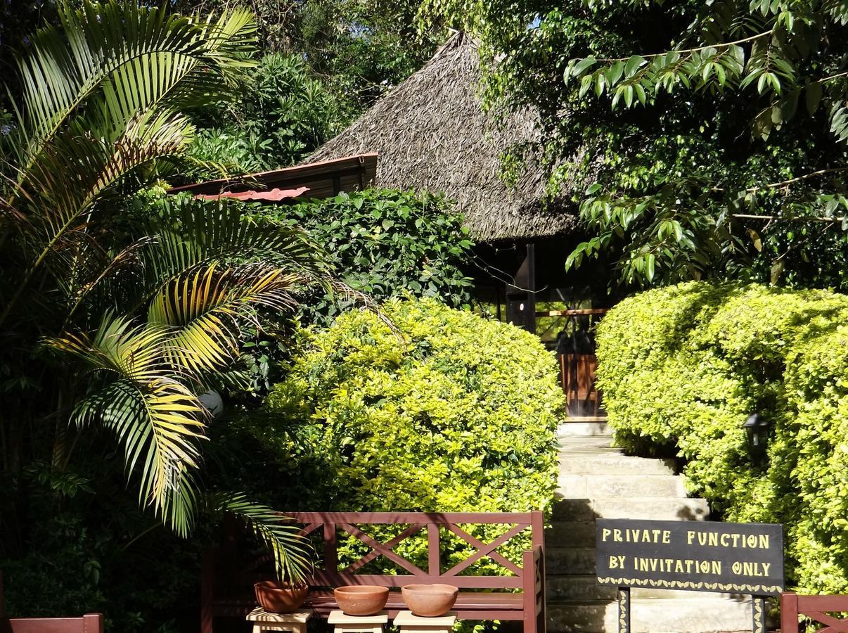 Ikweta Country Inn Maua Kaathene Exterior foto